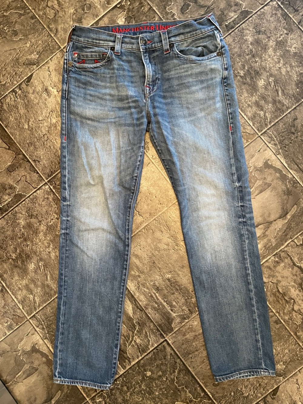 TRUE RELIGION MANCHESTER UNITED Blue Denim Embroidered Urban Streetwear Jeans